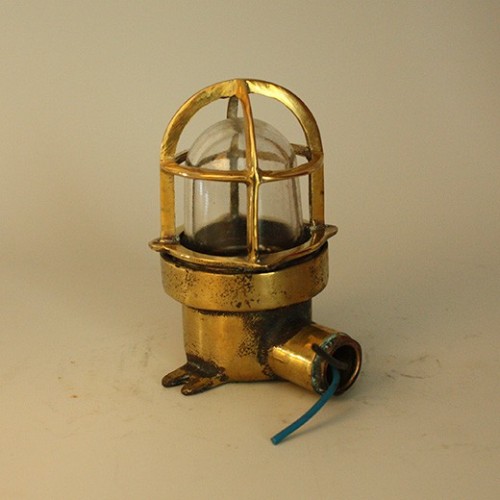 Vägglampa i trappa, marin stil - nautiska antikviteter