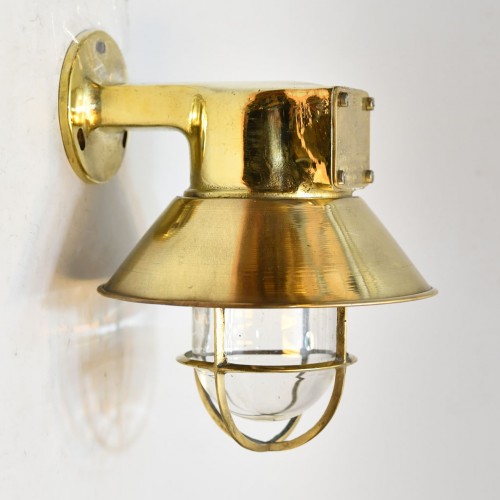 Vägglampa med mässing kupa - utomhusbelysning marin stil